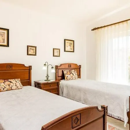 New! Amazing 3 Bedroom In Carvoeiro! Villa Carvoeiro (Lagoa)