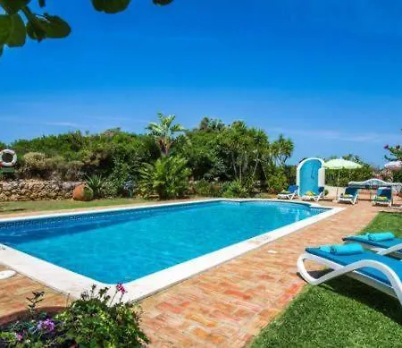 New! Amazing 3 Bedroom In Carvoeiro!