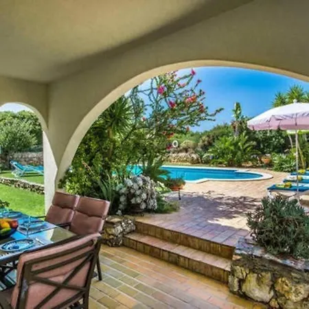 New! Amazing 3 Bedroom In Carvoeiro! Villa *