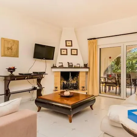 New! Amazing 3 Bedroom In Carvoeiro! Villa *
