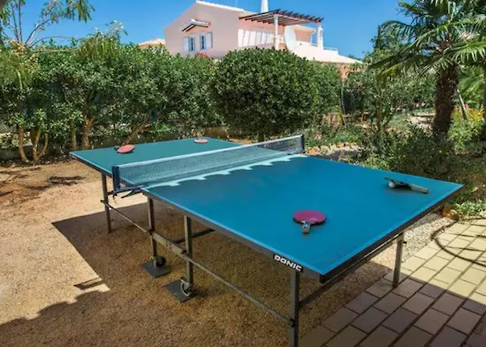 New! Amazing 3 Bedroom In Carvoeiro! Villa