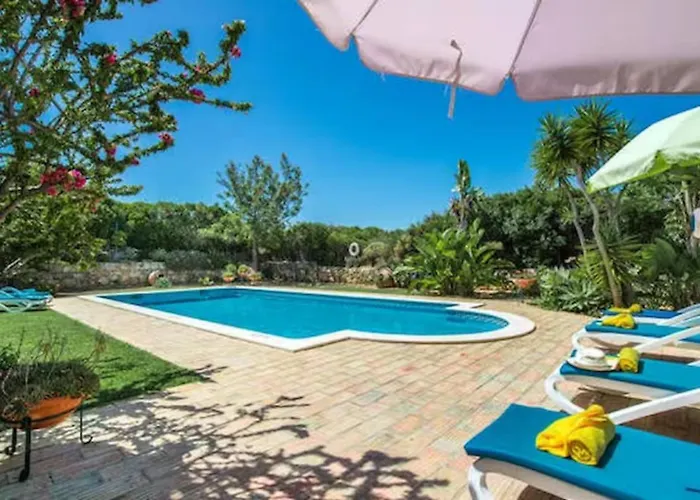 New! Amazing 3 Bedroom In Carvoeiro! Villa
