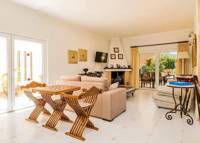 Villa New! Amazing 3 Bedroom In Carvoeiro! *