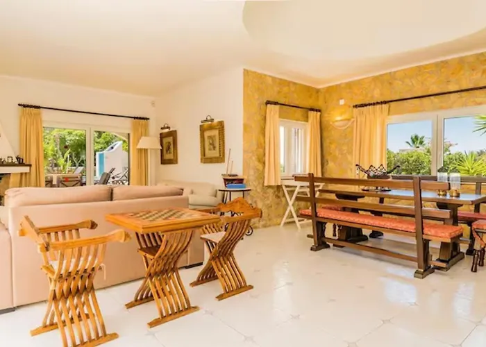 Villa New! Amazing 3 Bedroom In Carvoeiro! Carvoeiro (Lagoa)
